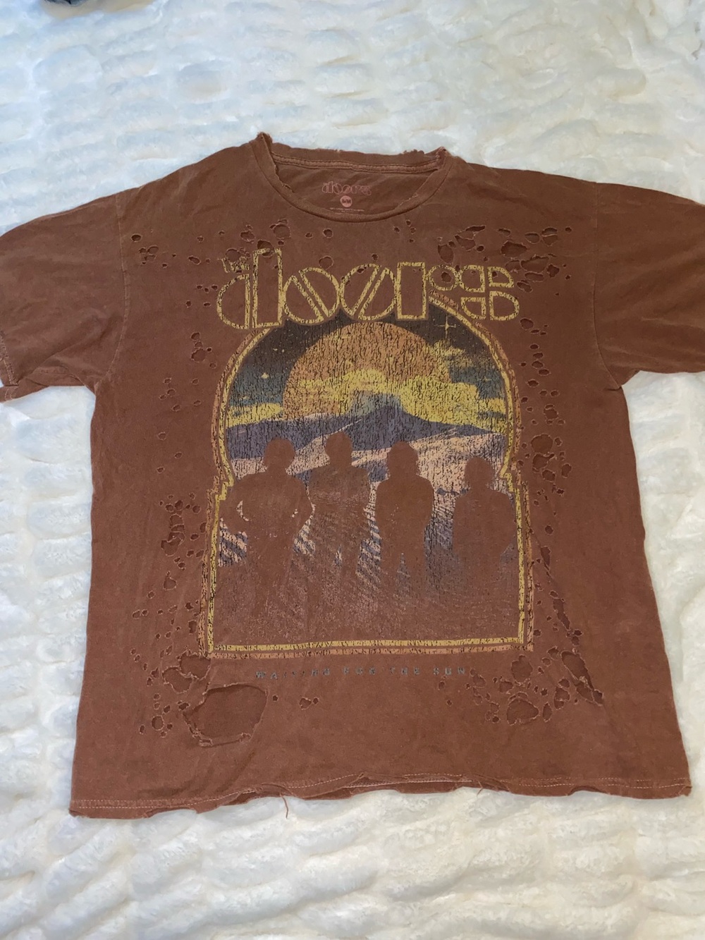 Vintage-Style Brown Graphic Short Sleeve Tee